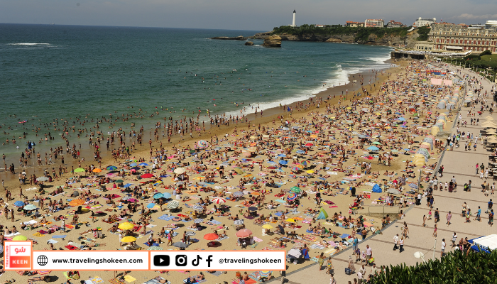 Most crowded beach in Dubai during holidays with tourists and packed shoreline